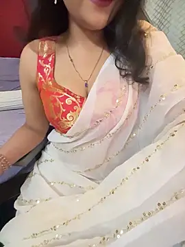 Snapshot of LuscousPussy chatting on 4, 11, 2025 LuscousPussy online show from 4, 11, 2025