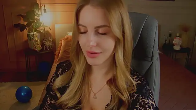 Snapshot of anita_blairr chatting on 15, 12, 2025 anita blairr online show from 15, 12, 2025