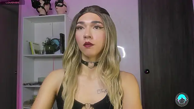 sofi elfqueen online show from 16, 2, 2025