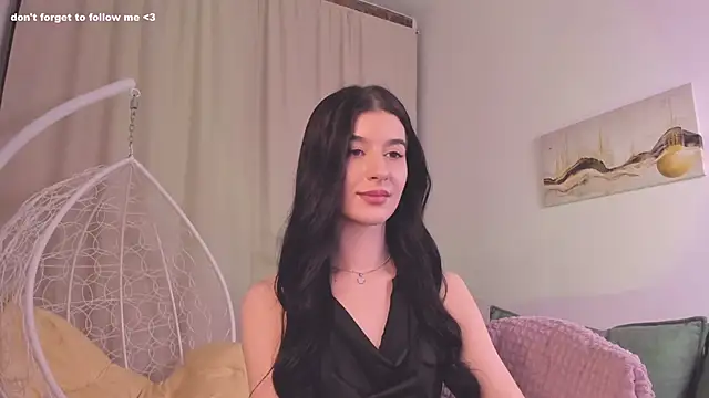 LauraCoy online show from 21, 1, 2025