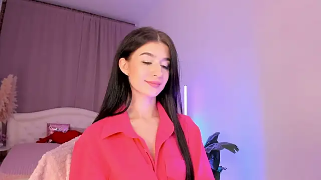 LauraCoy online show from 1, 10, 2025