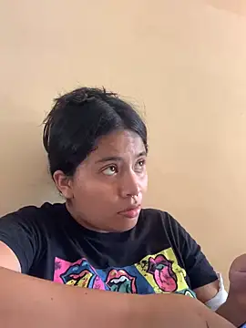 moncerrat luna online show from 3, 12, 2024