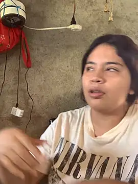 moncerrat luna online show from 26, 1, 2025