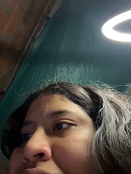 moncerrat luna online show from 9, 2, 2025