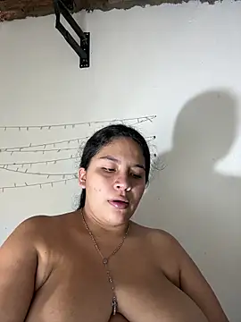 moncerrat luna online show from 26, 2, 2026