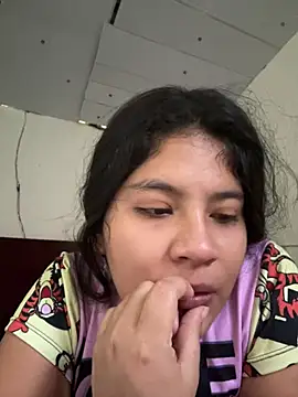 Snapshot of moncerrat_luna chatting on 15, 7, 2026 moncerrat luna online show from 15, 7, 2026