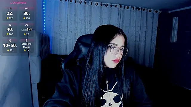 aliice walker  online show from 14, 12, 2025