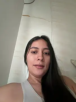 Snapshot of Sophie__Foxxx chatting on 18, 4, 2026 Sophie Foxxx online show from 18, 4, 2026