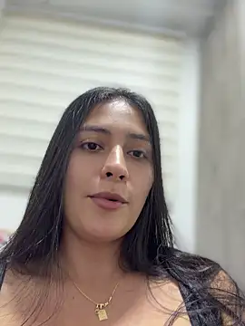 Snapshot of Sophie__Foxxx chatting on 22, 4, 2026 Sophie Foxxx online show from 22, 4, 2026