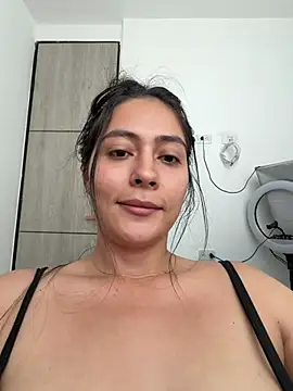 Snapshot of Sophie__Foxxx chatting on 17, 5, 2026 Sophie Foxxx online show from 17, 5, 2026
