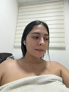 Snapshot of Sophie__Foxxx chatting on 29, 5, 2026 Sophie Foxxx online show from 29, 5, 2026