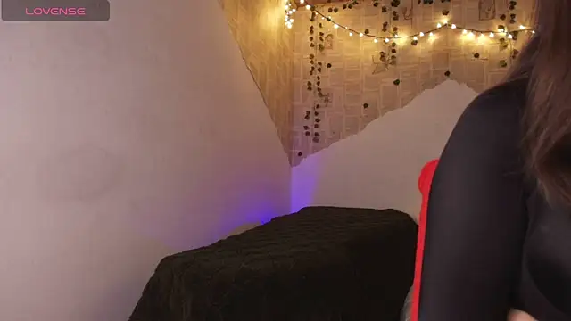 kisstarxxx online show from 22, 11, 2025