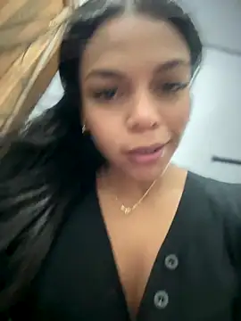 Snapshot of Charly_ chatting on 8, 10, 2025 Charly online show from 8, 10, 2025