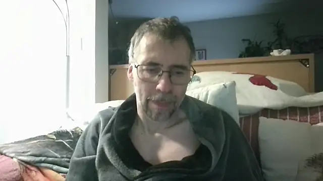 ptitcanard60600 online show from 17, 4, 2026