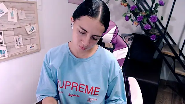 Snapshot of samantha_baby_ chatting on 10, 4, 2026 samantha baby online show from 10, 4, 2026