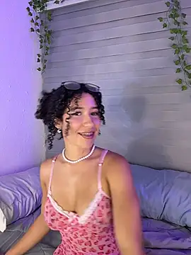 Snapshot of Lovely_Janeth chatting on 22, 4, 2026 Lovely Janeth online show from 22, 4, 2026