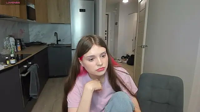 lil cassie online show from 9, 10, 2025