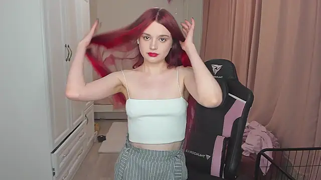 Snapshot of lil_cassie chatting on 14, 5, 2026 lil cassie online show from 14, 5, 2026