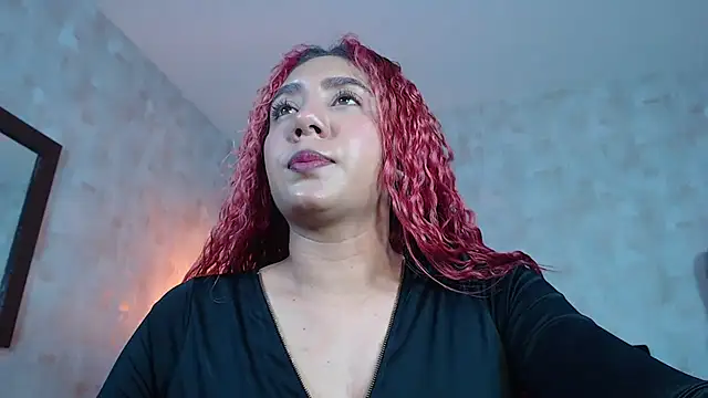 Snapshot of IsabelaLatina chatting on 17, 6, 2026 IsabelaLatina online show from 17, 6, 2026