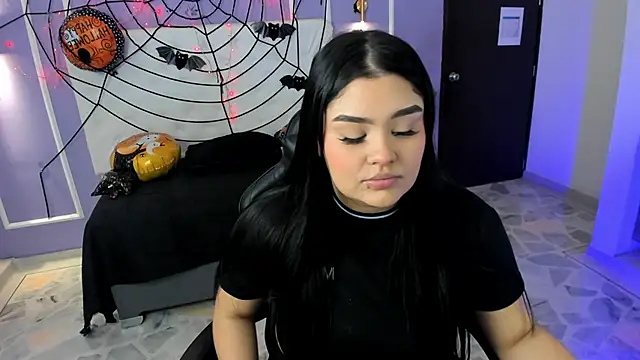 martinasaez online show from 25, 10, 2025