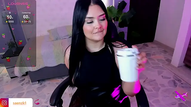 Snapshot of martinasaez chatting on 9, 4, 2026 martinasaez online show from 9, 4, 2026