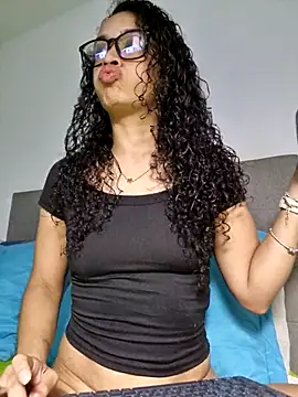 Snapshot of angela__98 chatting on 30, 6, 2026 angela 98 online show from 30, 6, 2026
