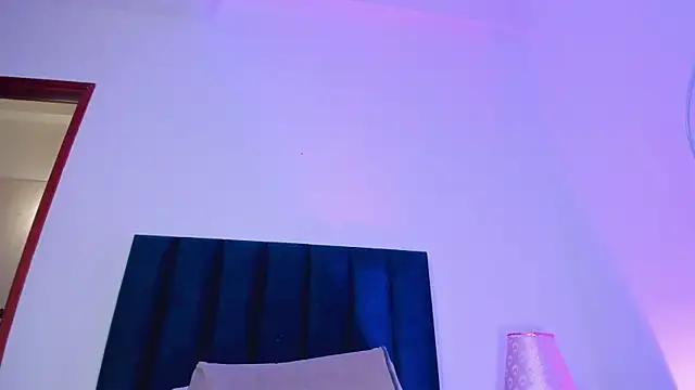 NoraDasilva online show from 17, 1, 2025