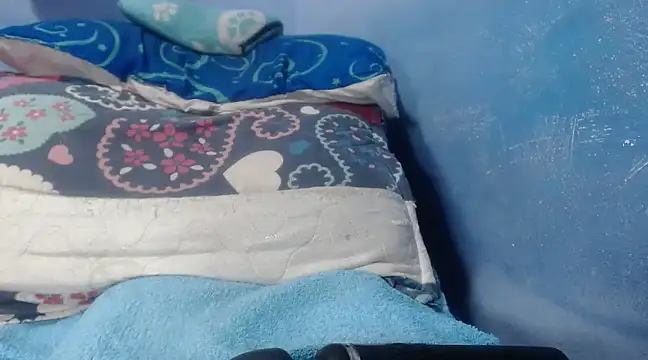 Snapshot of ebony_cristal1 chatting on 21, 12, 2024 ebony cristal1 online show from 21, 12, 2024