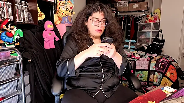 Snapshot of ShinyCherub chatting on 20, 6, 2026 ShinyCherub online show from 20, 6, 2026