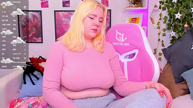 art lovee online show from 21, 12, 2025