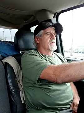 Snapshot of TTolbert chatting on 7, 3, 2025 TTolbert online show from 7, 3, 2025