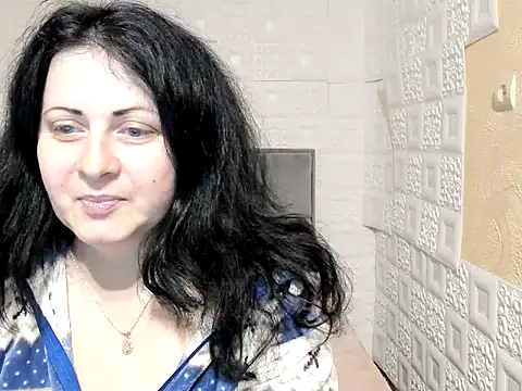 Snapshot of Lillian2 chatting on 9, 3, 2025 Lillian2 online show from 9, 3, 2025