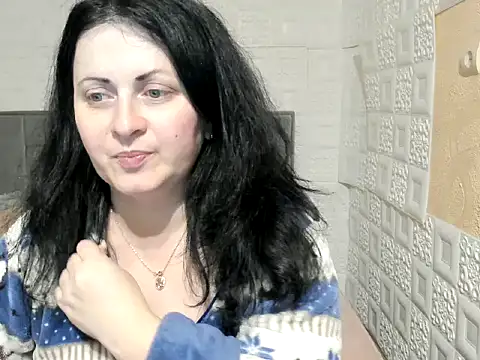 Snapshot of Lillian2 chatting on 10, 3, 2025 Lillian2 online show from 10, 3, 2025