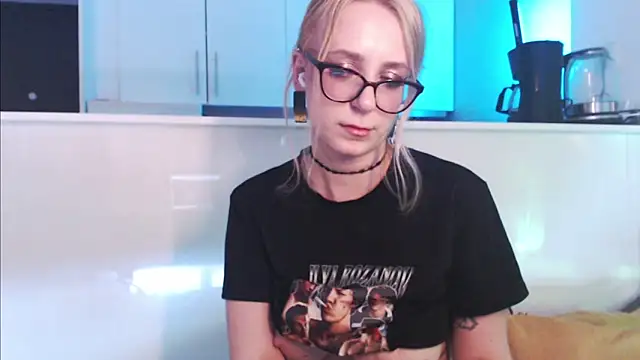 Snapshot of welliza chatting on 18, 5, 2026 welliza online show from 18, 5, 2026