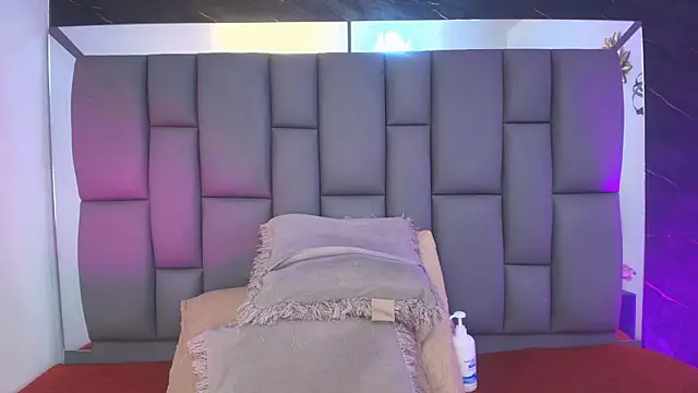  MiaBrown  online show from 24, 2, 2026