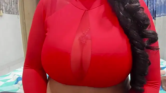 Snapshot of carlos_and_diana chatting on 25, 10, 2025 carlos and diana online show from 25, 10, 2025