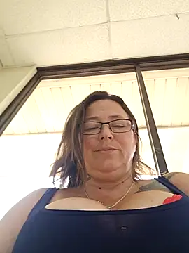 Snapshot of angelbaby1998 chatting on 28, 4, 2026 angelbaby1998 online show from 28, 4, 2026