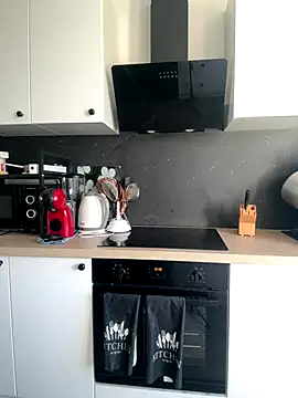 Cute Anissa online show from 24, 11, 2025