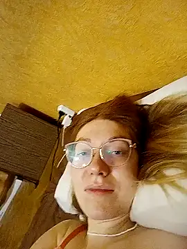  Sweet Love  online show from 4, 12, 2024