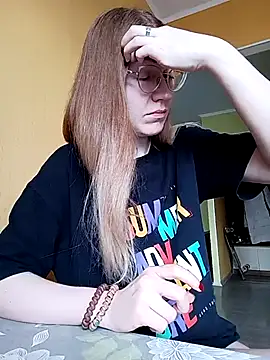  Sweet Love  online show from 15, 2, 2025