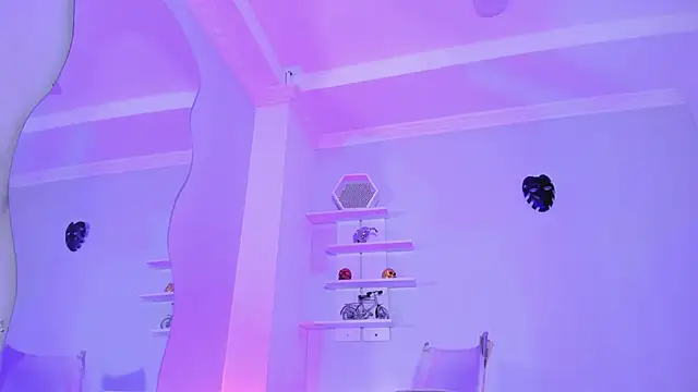 CamileHolmes online show from 3, 3, 2025