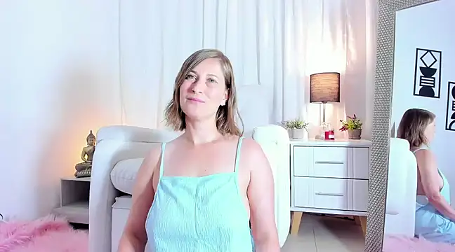 Snapshot of allison_01stone chatting on 1, 2, 2025 allison 01stone online show from 1, 2, 2025