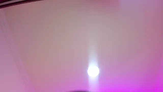 nalalye cruzz  online show from 7, 3, 2026