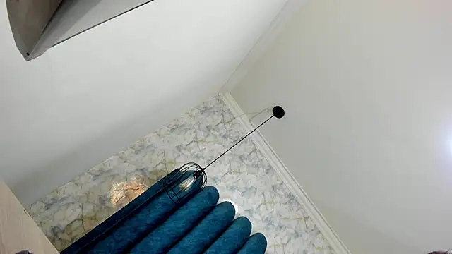 nalalye cruzz  online show from 2, 4, 2026