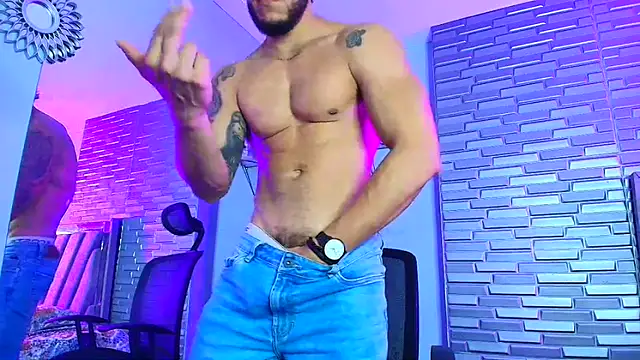 ARON TAYLER01 online show from 1, 3, 2026