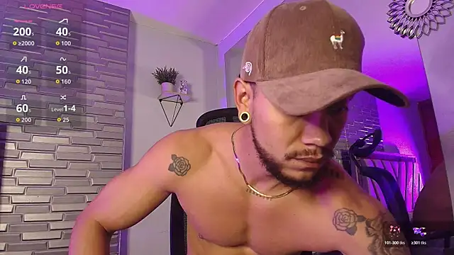 Snapshot of ARON_TAYLER01 chatting on 13, 6, 2026 ARON TAYLER01 online show from 13, 6, 2026