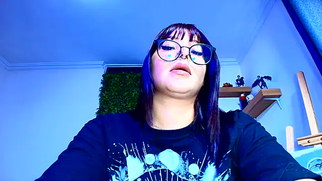 Snapshot of SweetIsabella_x chatting on 23, 6, 2026 SweetIsabella x online show from 23, 6, 2026