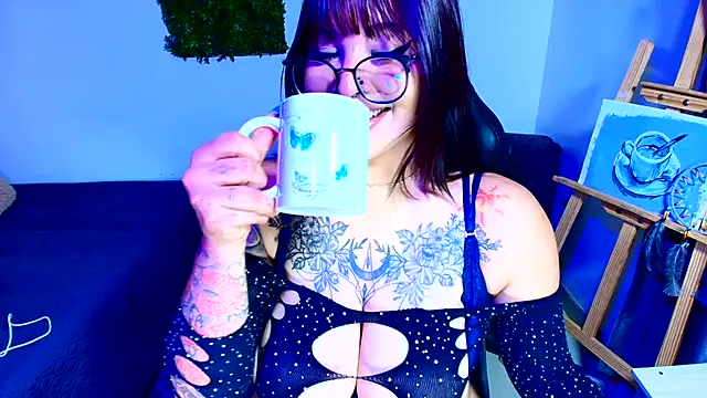 Snapshot of SweetIsabella_x chatting on 3, 7, 2026 SweetIsabella x online show from 3, 7, 2026