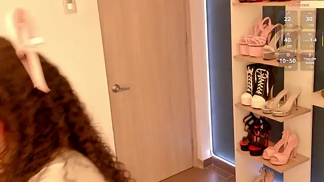 Orianna reed  online show from 25, 5, 2026