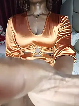 Snapshot of NicRaisaa chatting on 7, 6, 2026 NicRaisaa online show from 7, 6, 2026